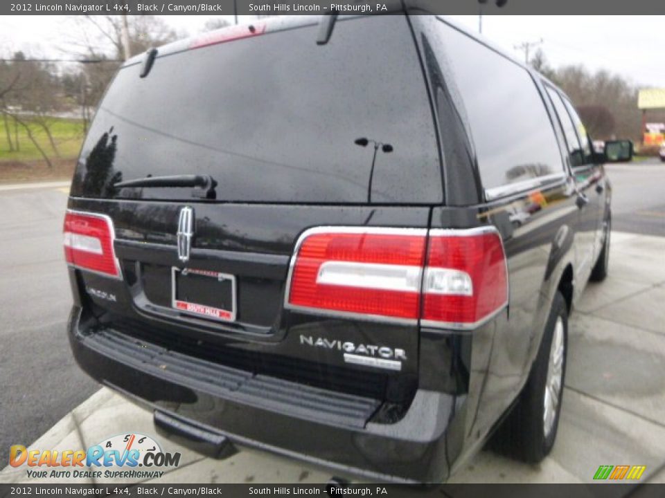 2012 Lincoln Navigator L 4x4 Black / Canyon/Black Photo #5