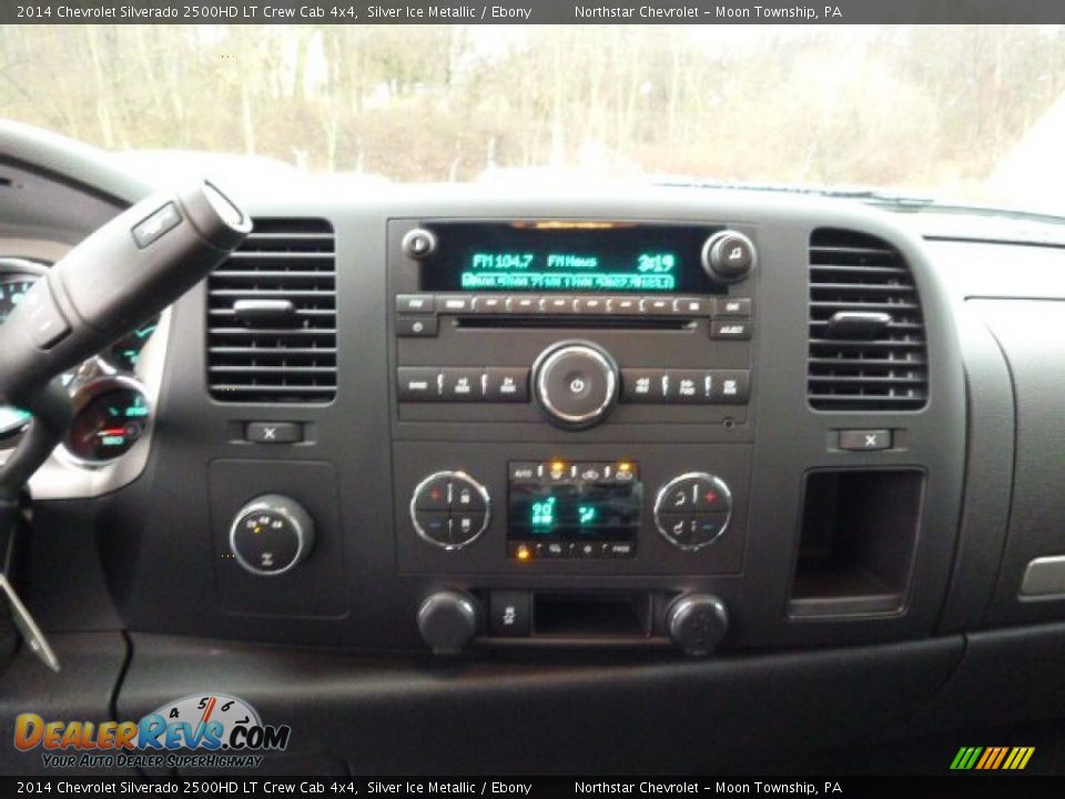 2014 Chevrolet Silverado 2500HD LT Crew Cab 4x4 Silver Ice Metallic / Ebony Photo #16