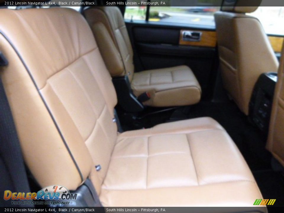 2012 Lincoln Navigator L 4x4 Black / Canyon/Black Photo #13