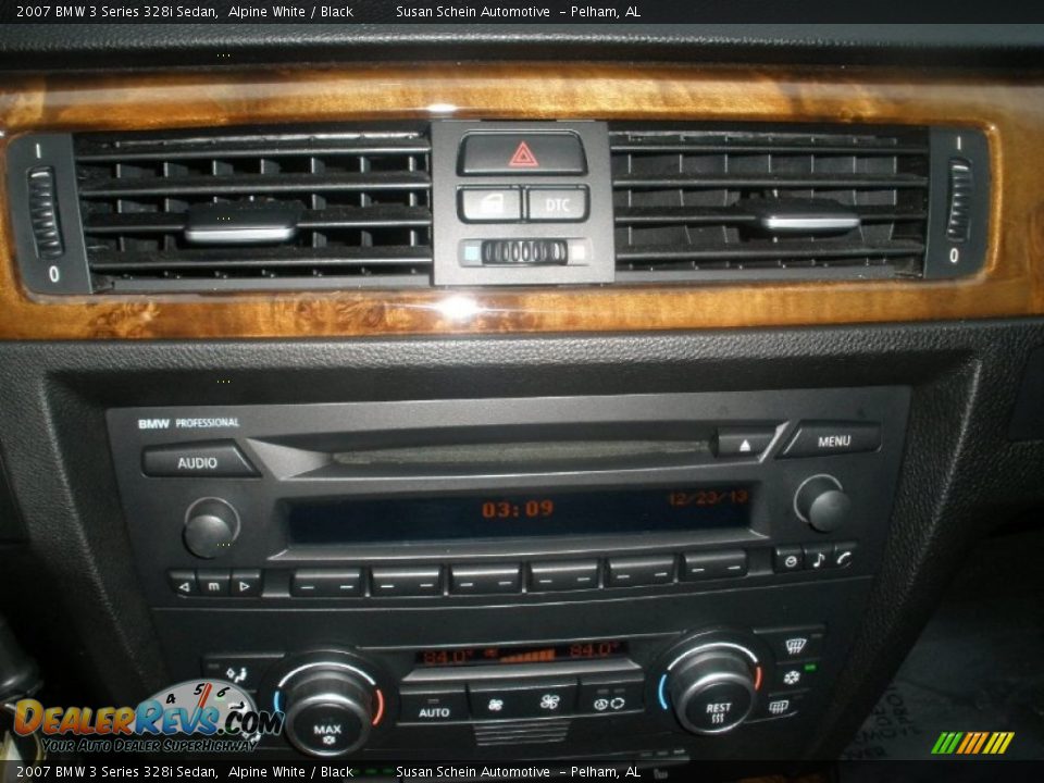 2007 BMW 3 Series 328i Sedan Alpine White / Black Photo #23