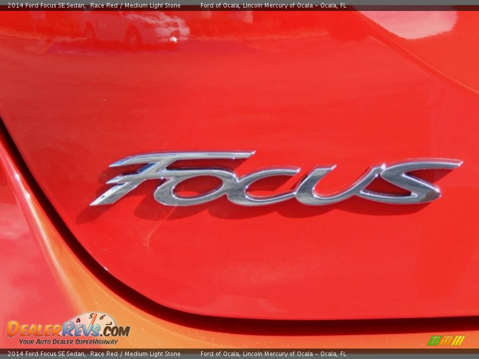 2014 Ford Focus SE Sedan Race Red / Medium Light Stone Photo #4