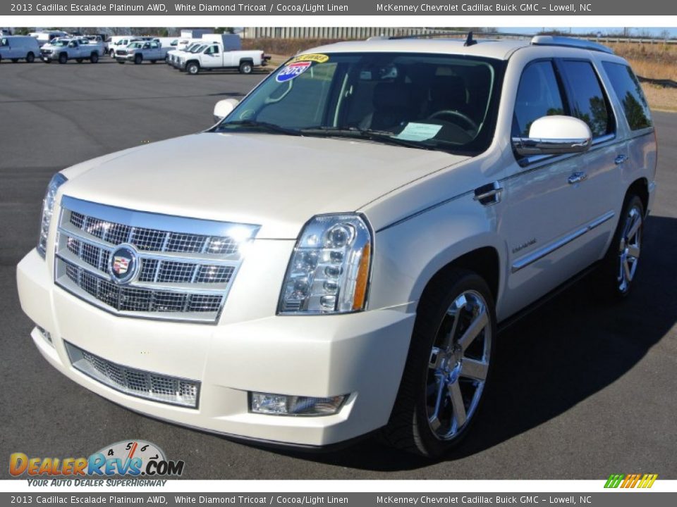 2013 Cadillac Escalade Platinum AWD White Diamond Tricoat / Cocoa/Light Linen Photo #2