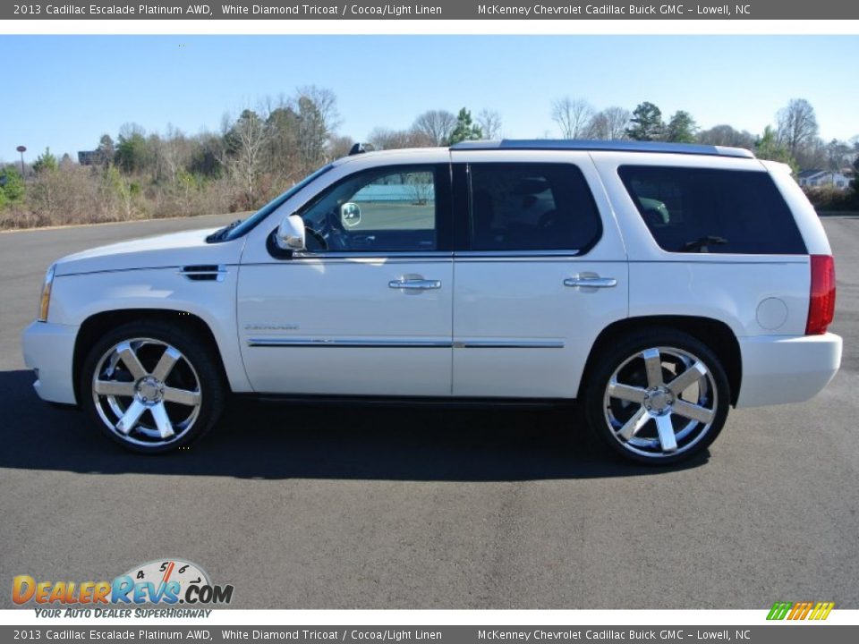 2013 Cadillac Escalade Platinum AWD White Diamond Tricoat / Cocoa/Light Linen Photo #3