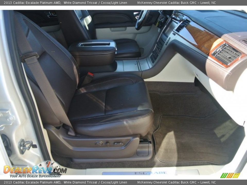 2013 Cadillac Escalade Platinum AWD White Diamond Tricoat / Cocoa/Light Linen Photo #19