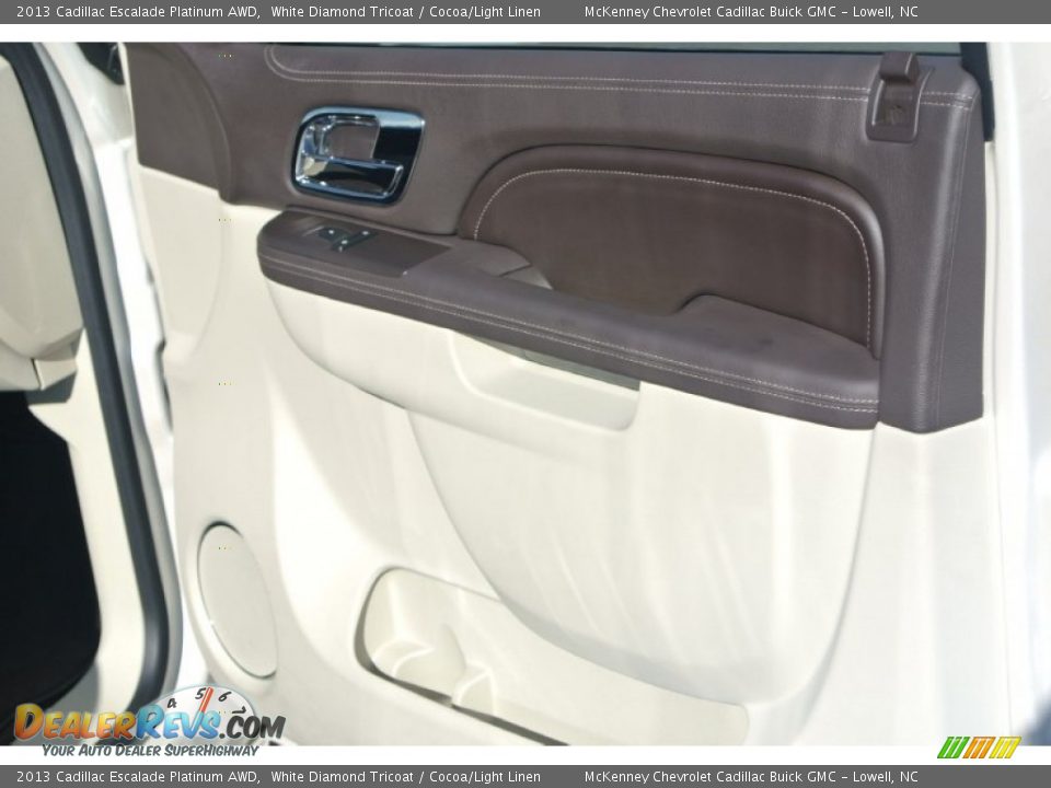 2013 Cadillac Escalade Platinum AWD White Diamond Tricoat / Cocoa/Light Linen Photo #20