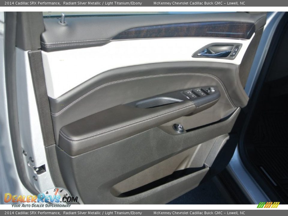 2014 Cadillac SRX Performance Radiant Silver Metallic / Light Titanium/Ebony Photo #9