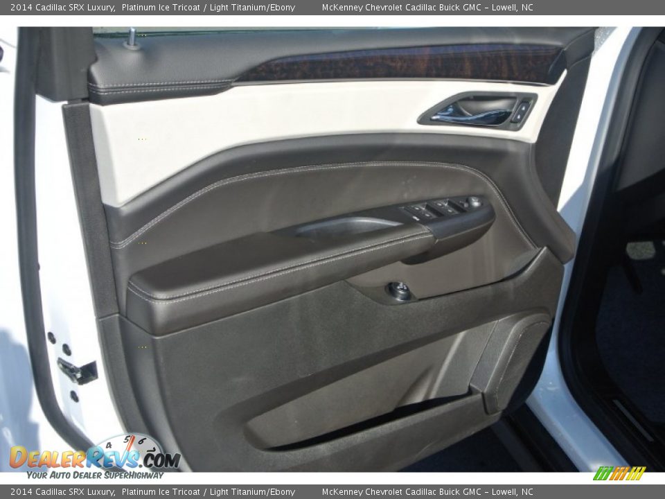 2014 Cadillac SRX Luxury Platinum Ice Tricoat / Light Titanium/Ebony Photo #9