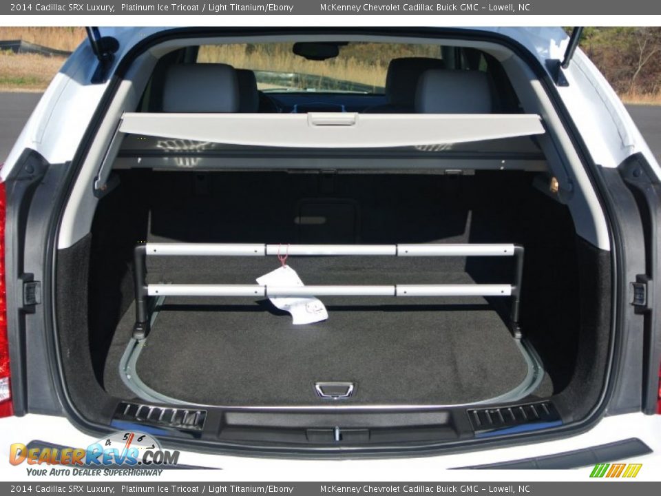 2014 Cadillac SRX Luxury Platinum Ice Tricoat / Light Titanium/Ebony Photo #17