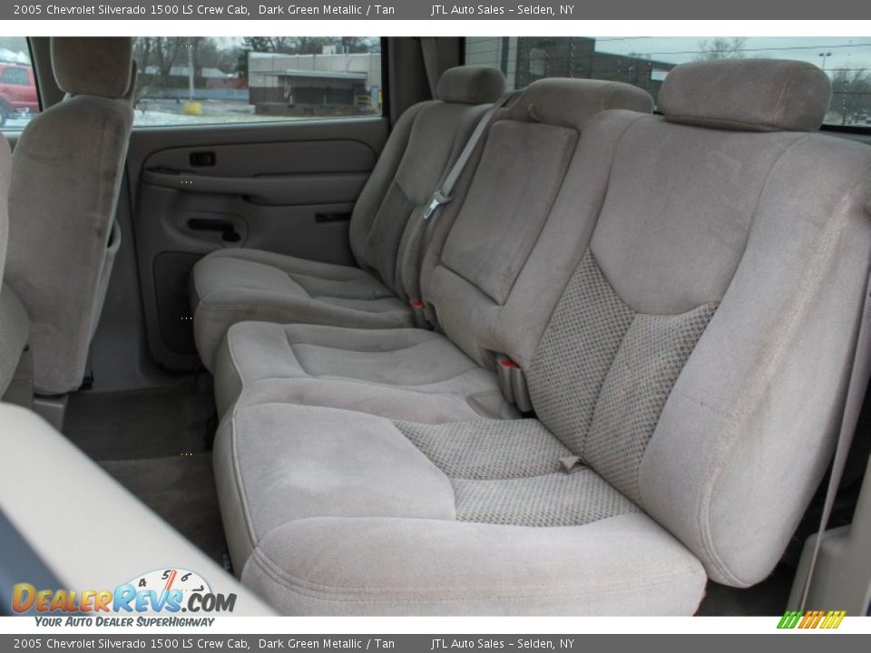 Rear Seat of 2005 Chevrolet Silverado 1500 LS Crew Cab Photo #17