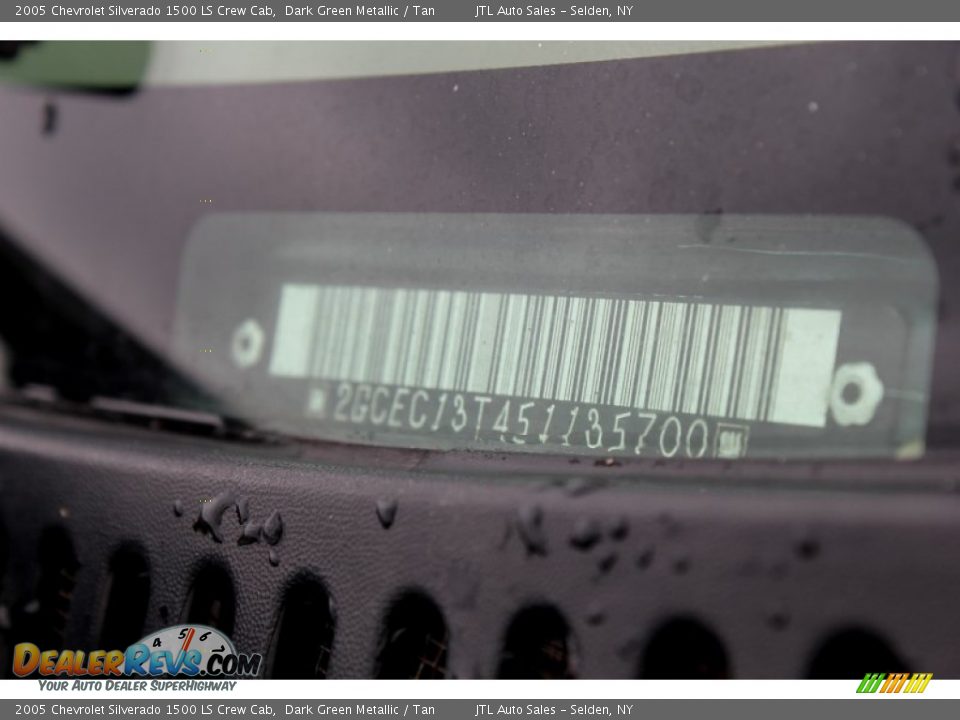 2005 Chevrolet Silverado 1500 LS Crew Cab Dark Green Metallic / Tan Photo #18