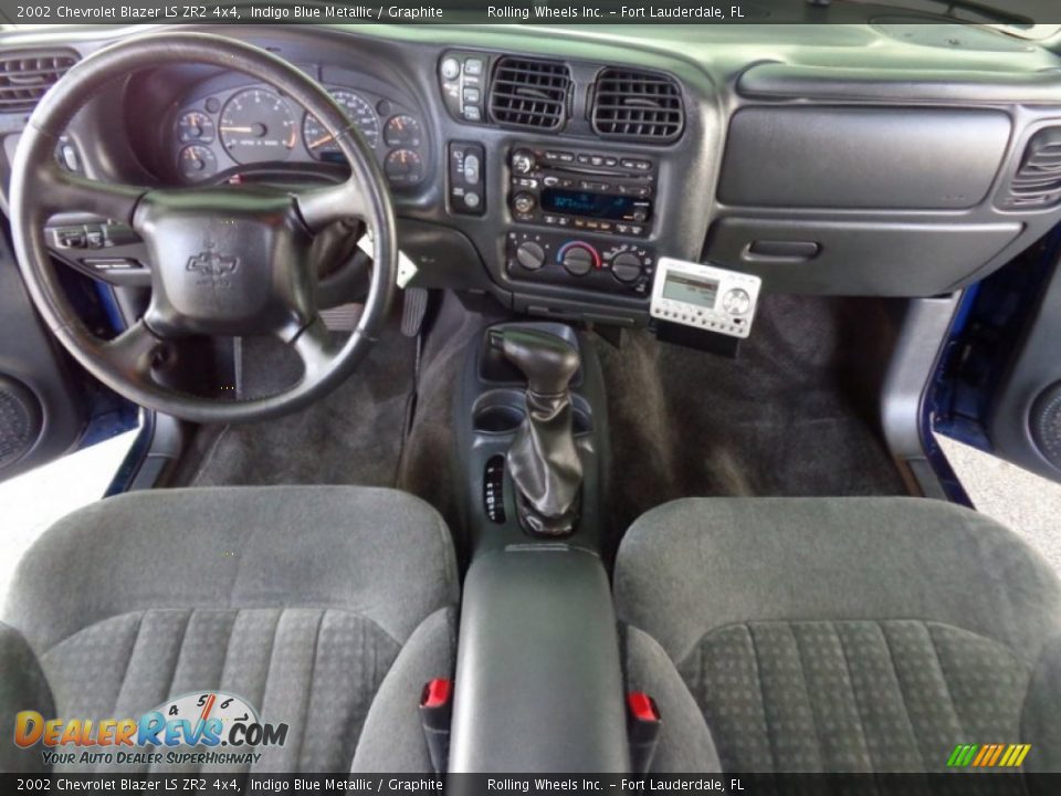 Dashboard of 2002 Chevrolet Blazer LS ZR2 4x4 Photo #8