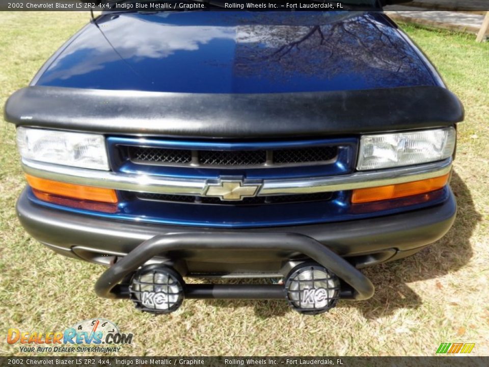 2002 Chevrolet Blazer LS ZR2 4x4 Indigo Blue Metallic / Graphite Photo #31