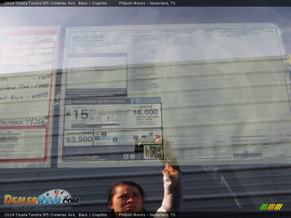 2014 Toyota Tundra SR5 Crewmax 4x4 Black / Graphite Photo #34
