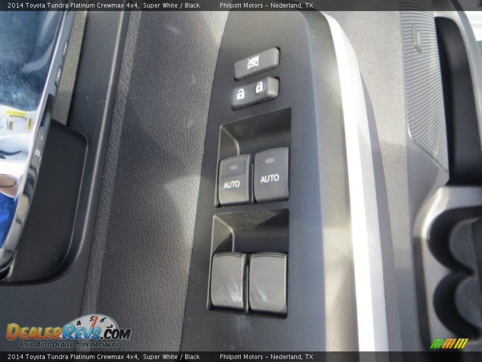 2014 Toyota Tundra Platinum Crewmax 4x4 Super White / Black Photo #24