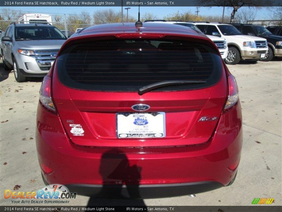 2014 Ford Fiesta SE Hatchback Ruby Red / Medium Light Stone Photo #4