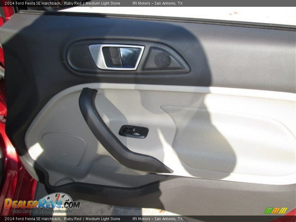 2014 Ford Fiesta SE Hatchback Ruby Red / Medium Light Stone Photo #10