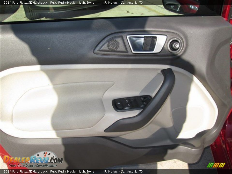 2014 Ford Fiesta SE Hatchback Ruby Red / Medium Light Stone Photo #19