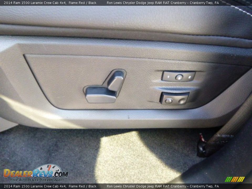 2014 Ram 1500 Laramie Crew Cab 4x4 Flame Red / Black Photo #14