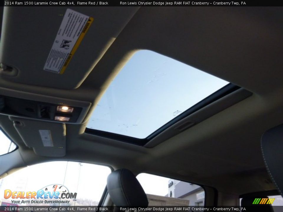 2014 Ram 1500 Laramie Crew Cab 4x4 Flame Red / Black Photo #15