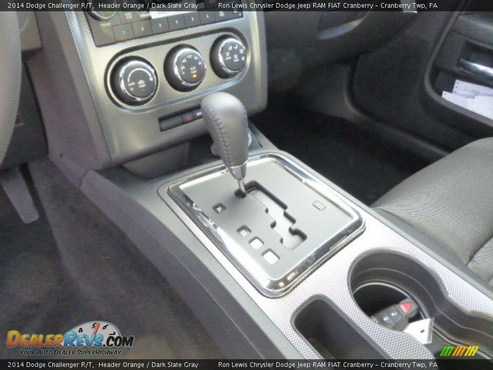 2014 Dodge Challenger R/T Shifter Photo #17