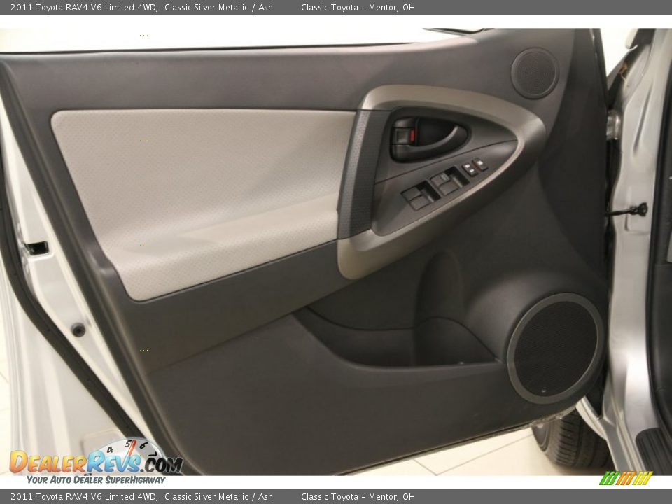2011 Toyota RAV4 V6 Limited 4WD Classic Silver Metallic / Ash Photo #4