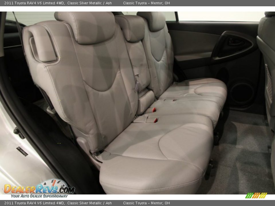 2011 Toyota RAV4 V6 Limited 4WD Classic Silver Metallic / Ash Photo #18