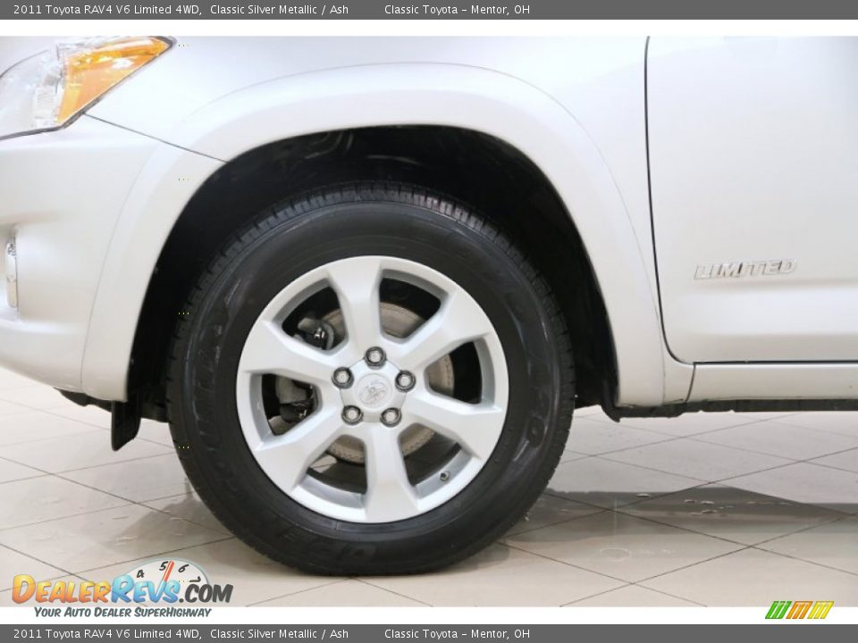 2011 Toyota RAV4 V6 Limited 4WD Classic Silver Metallic / Ash Photo #22