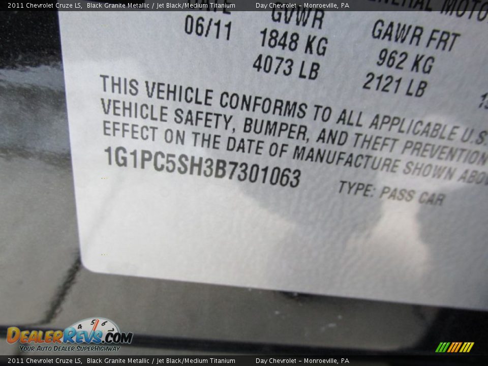 2011 Chevrolet Cruze LS Black Granite Metallic / Jet Black/Medium Titanium Photo #19