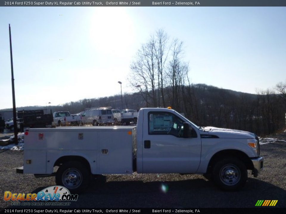 2014 Ford F250 Super Duty XL Regular Cab Utility Truck Oxford White / Steel Photo #1