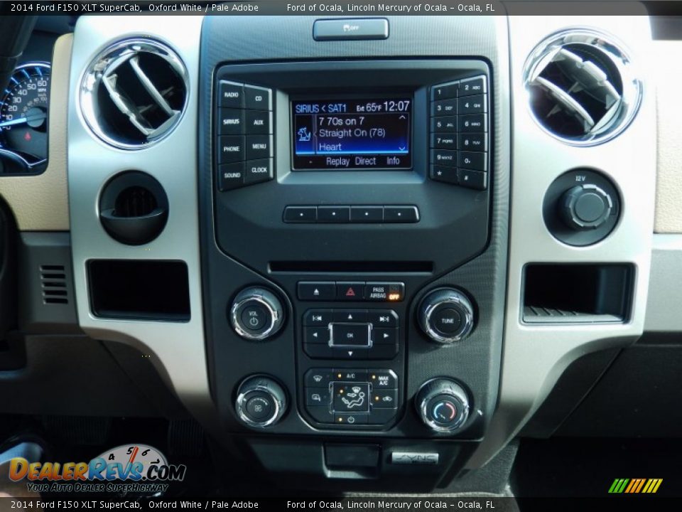 Controls of 2014 Ford F150 XLT SuperCab Photo #10