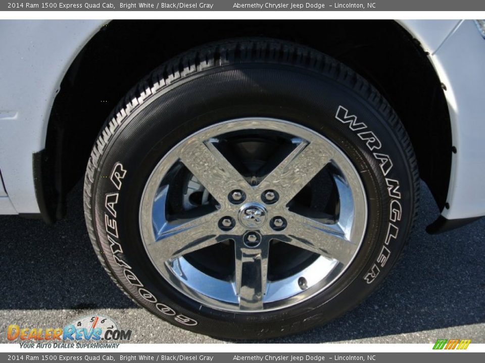 2014 Ram 1500 Express Quad Cab Bright White / Black/Diesel Gray Photo #17