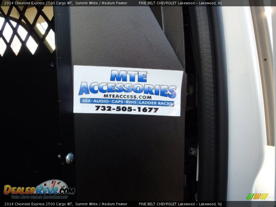 2014 Chevrolet Express 2500 Cargo WT Summit White / Medium Pewter Photo #15