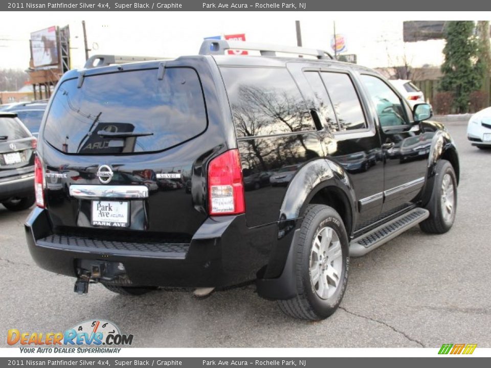 2011 Nissan Pathfinder Silver 4x4 Super Black / Graphite Photo #3