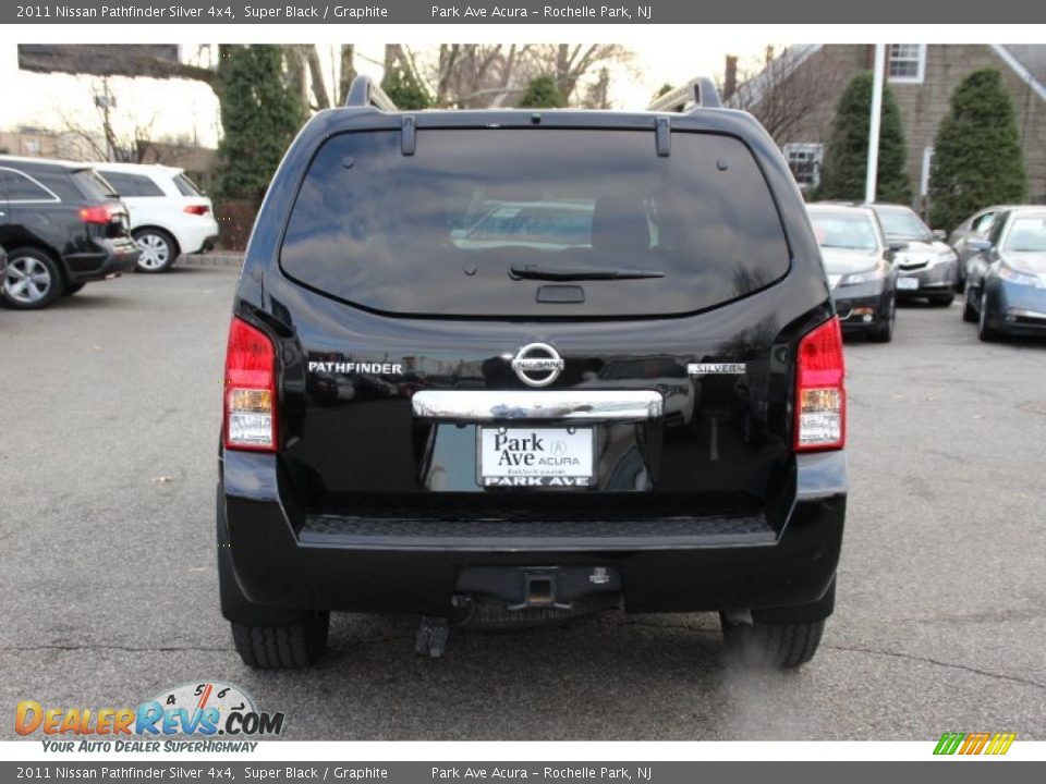 2011 Nissan Pathfinder Silver 4x4 Super Black / Graphite Photo #4
