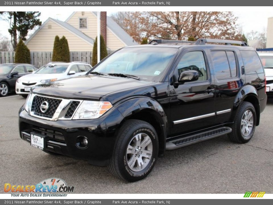 2011 Nissan Pathfinder Silver 4x4 Super Black / Graphite Photo #7