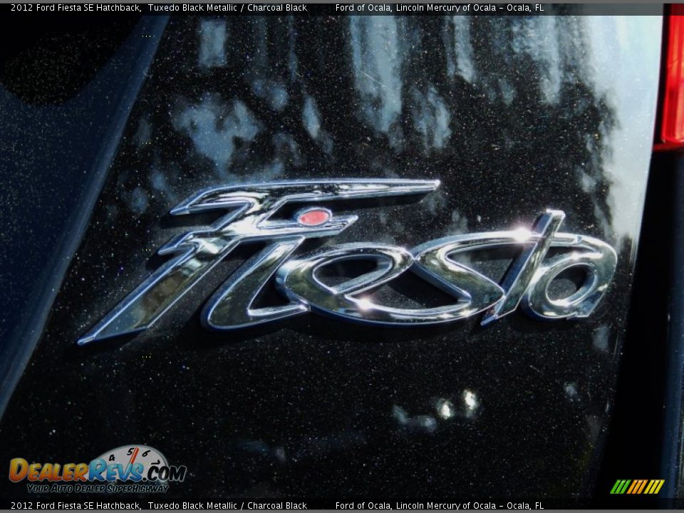 2012 Ford Fiesta SE Hatchback Tuxedo Black Metallic / Charcoal Black Photo #8