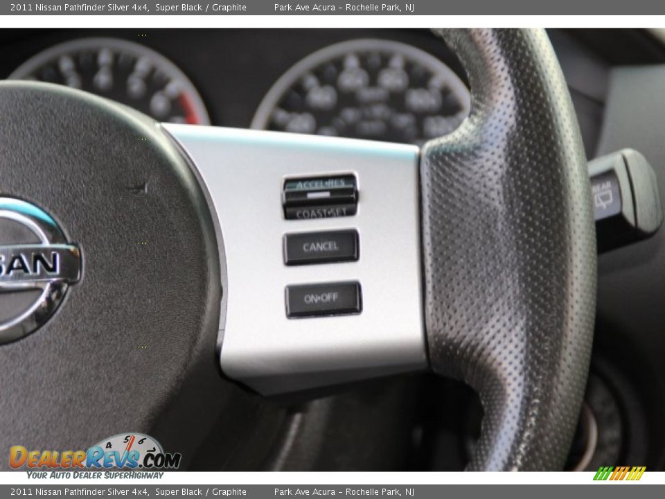 2011 Nissan Pathfinder Silver 4x4 Super Black / Graphite Photo #18