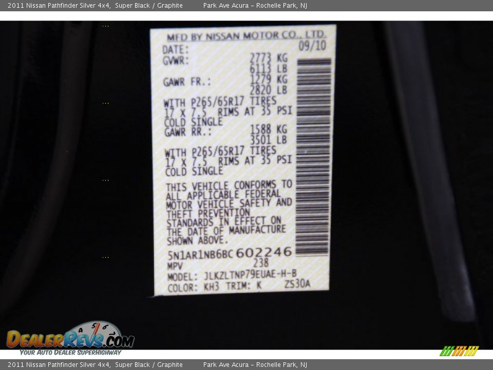 2011 Nissan Pathfinder Silver 4x4 Super Black / Graphite Photo #33