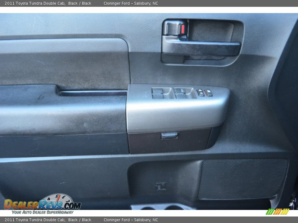 2011 Toyota Tundra Double Cab Black / Black Photo #8