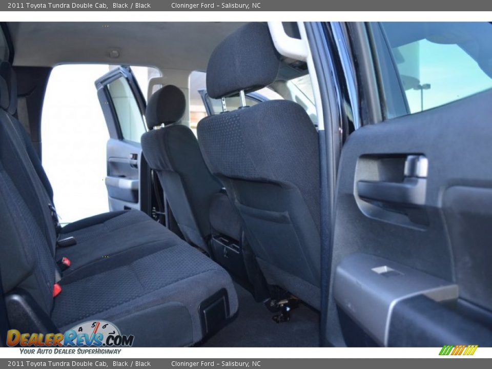 2011 Toyota Tundra Double Cab Black / Black Photo #12