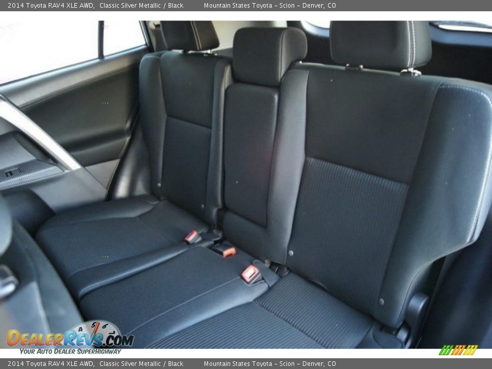 2014 Toyota RAV4 XLE AWD Classic Silver Metallic / Black Photo #7
