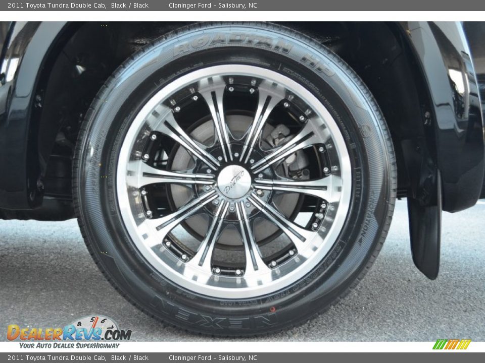 2011 Toyota Tundra Double Cab Black / Black Photo #18