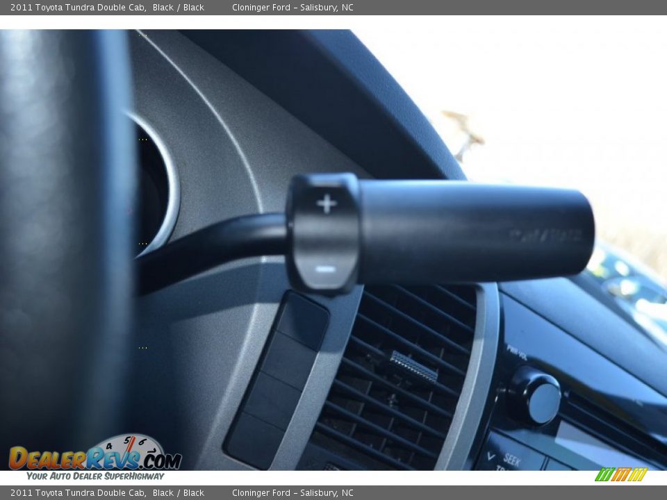 2011 Toyota Tundra Double Cab Black / Black Photo #28