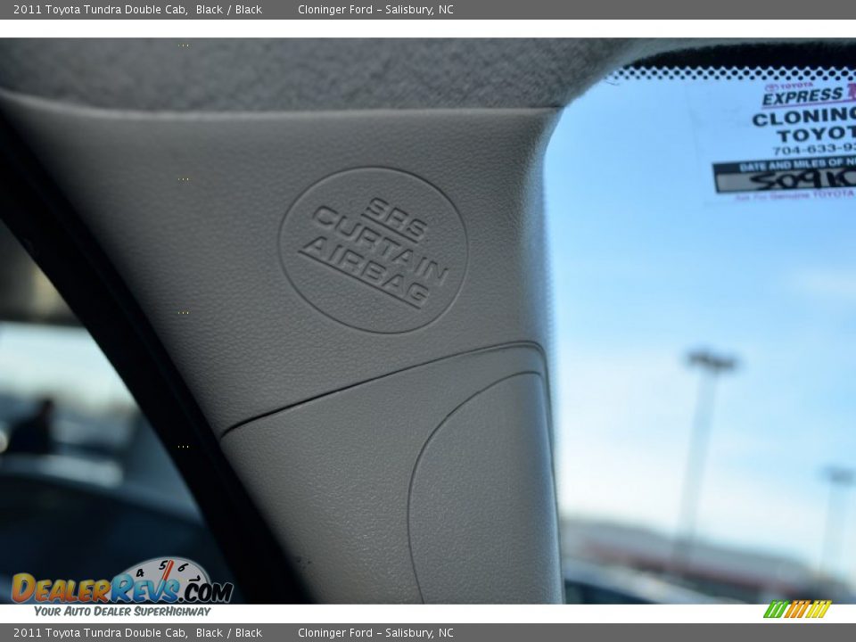 2011 Toyota Tundra Double Cab Black / Black Photo #32