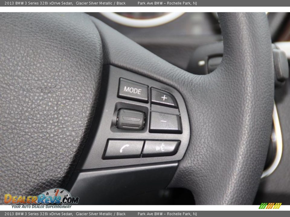 2013 BMW 3 Series 328i xDrive Sedan Glacier Silver Metallic / Black Photo #17
