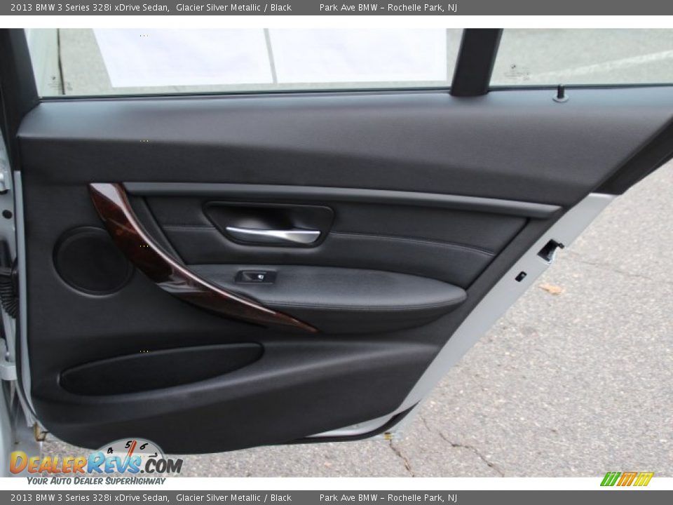 2013 BMW 3 Series 328i xDrive Sedan Glacier Silver Metallic / Black Photo #22