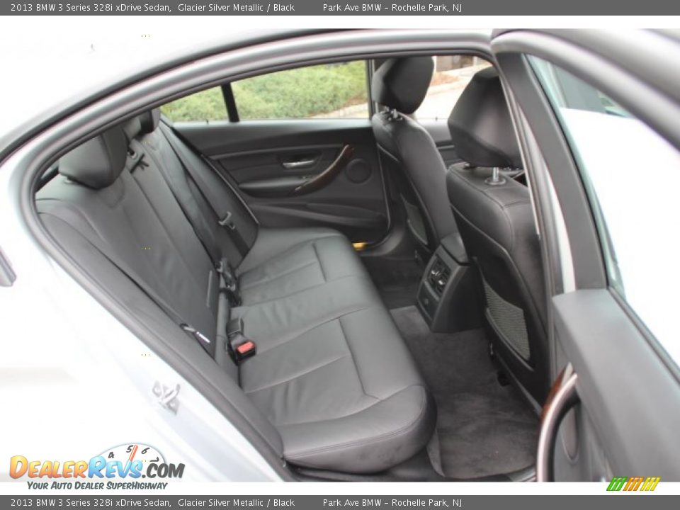 2013 BMW 3 Series 328i xDrive Sedan Glacier Silver Metallic / Black Photo #23