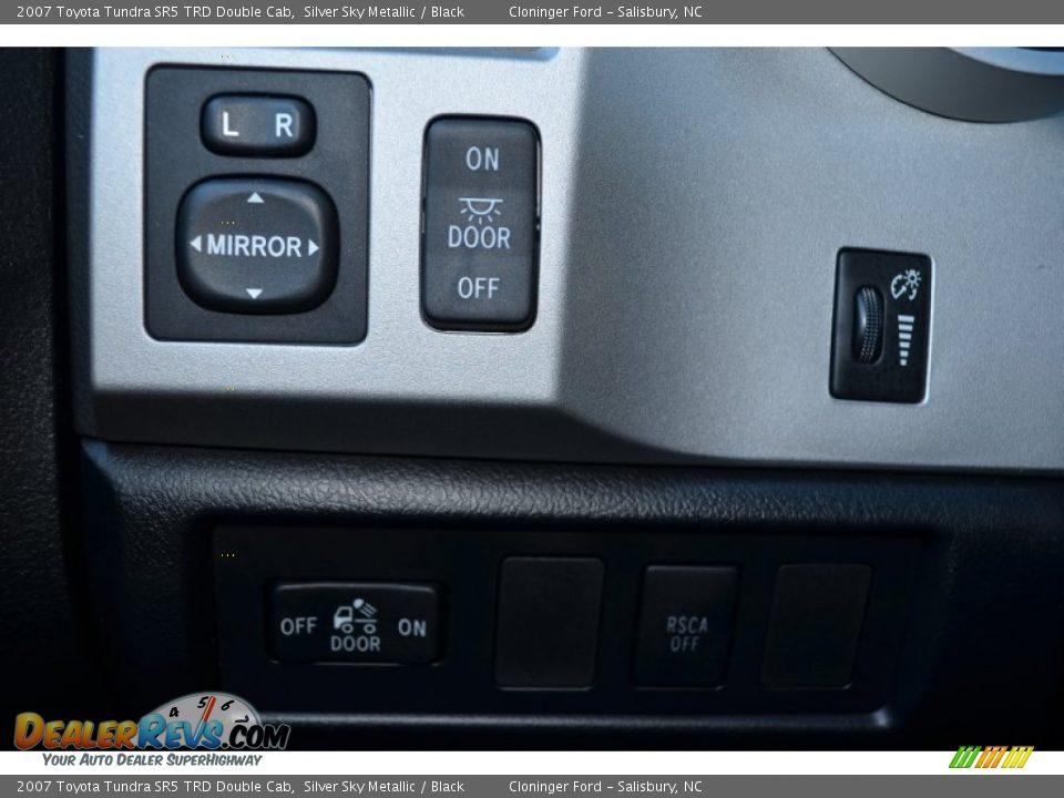 2007 Toyota Tundra SR5 TRD Double Cab Silver Sky Metallic / Black Photo #29