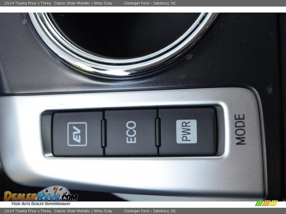 2014 Toyota Prius v Three Classic Silver Metallic / Misty Gray Photo #18