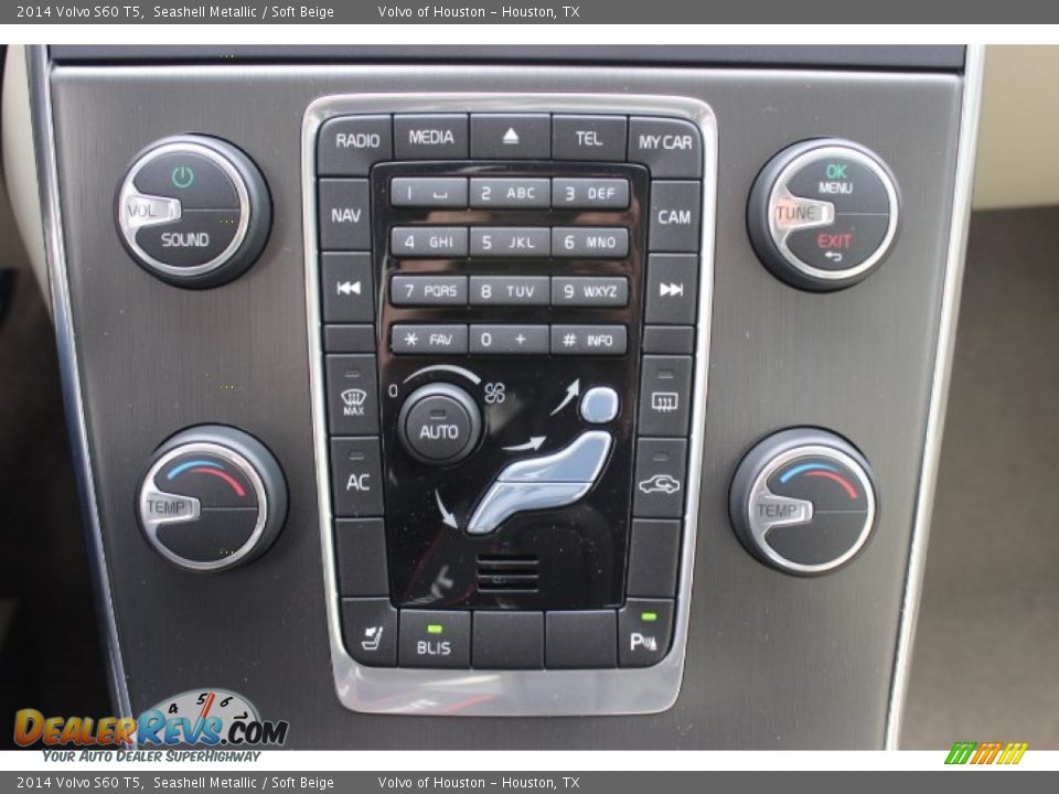 Controls of 2014 Volvo S60 T5 Photo #18